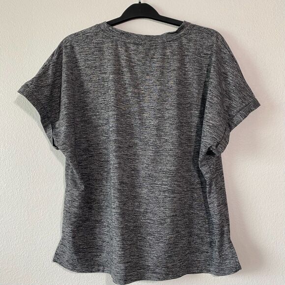 Member's Mark Soft‎ T Shirt Women's V-neck Gray Size XL Stretch Short Sleeve - Picture 2 of 9